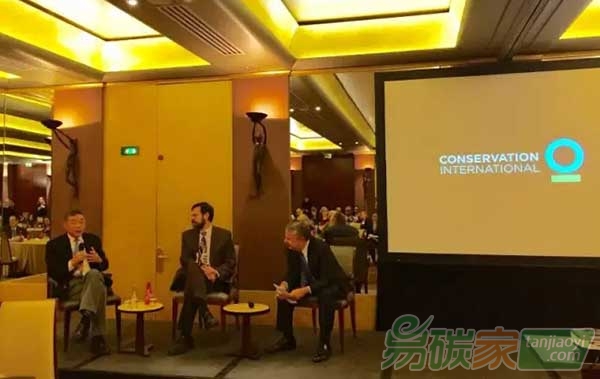 美國前首席氣候變化談判官喬納森潘興和中國資深氣候問題研究專家李俊峰展開對(duì)話