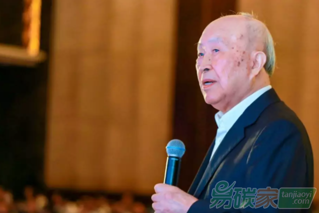 楊裕生院士很多電動(dòng)汽車并不能實(shí)現(xiàn)節(jié)能減排