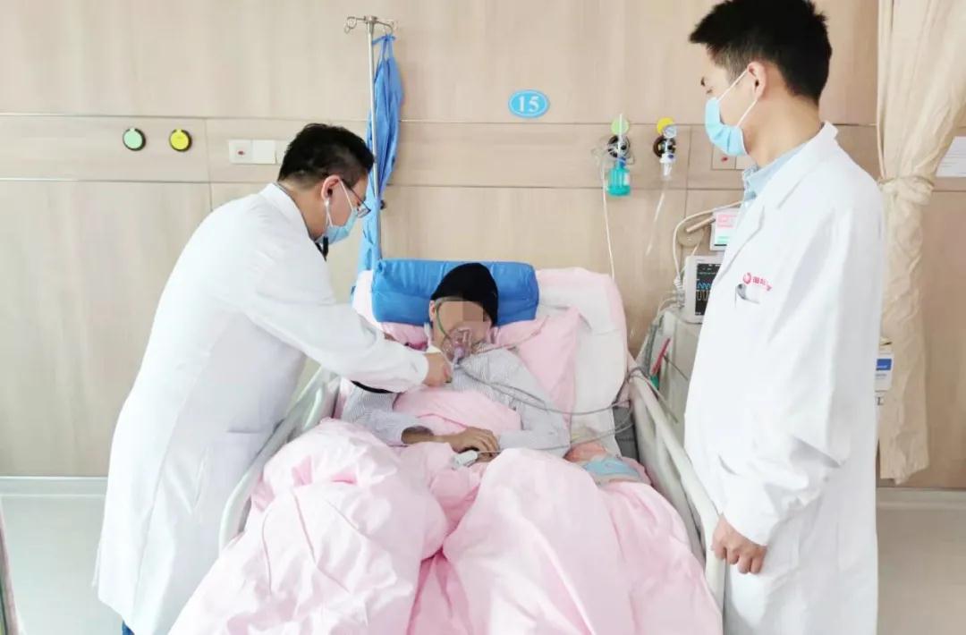 這個(gè)冬天，在這里有一群人溫暖著我