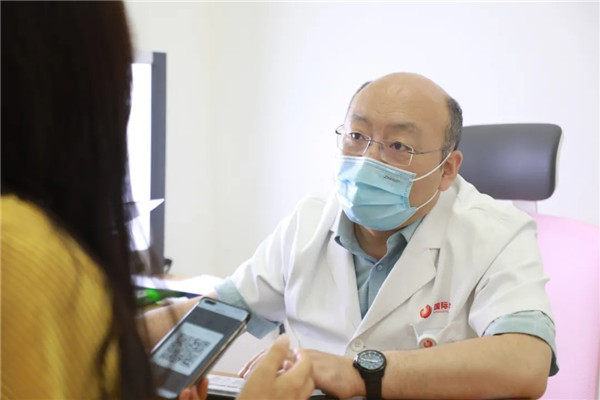 大醫(yī)之道27｜劉曉敏：身著白衣，心有錦緞