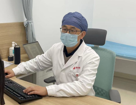 愿胡某宇悲劇不再上演！我院開設“厭學門診”撥打電話89811919咨詢